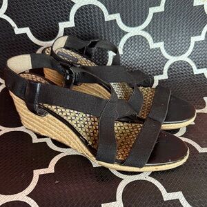 4/$15 Lands’ End Black Wedge Sandals US 10